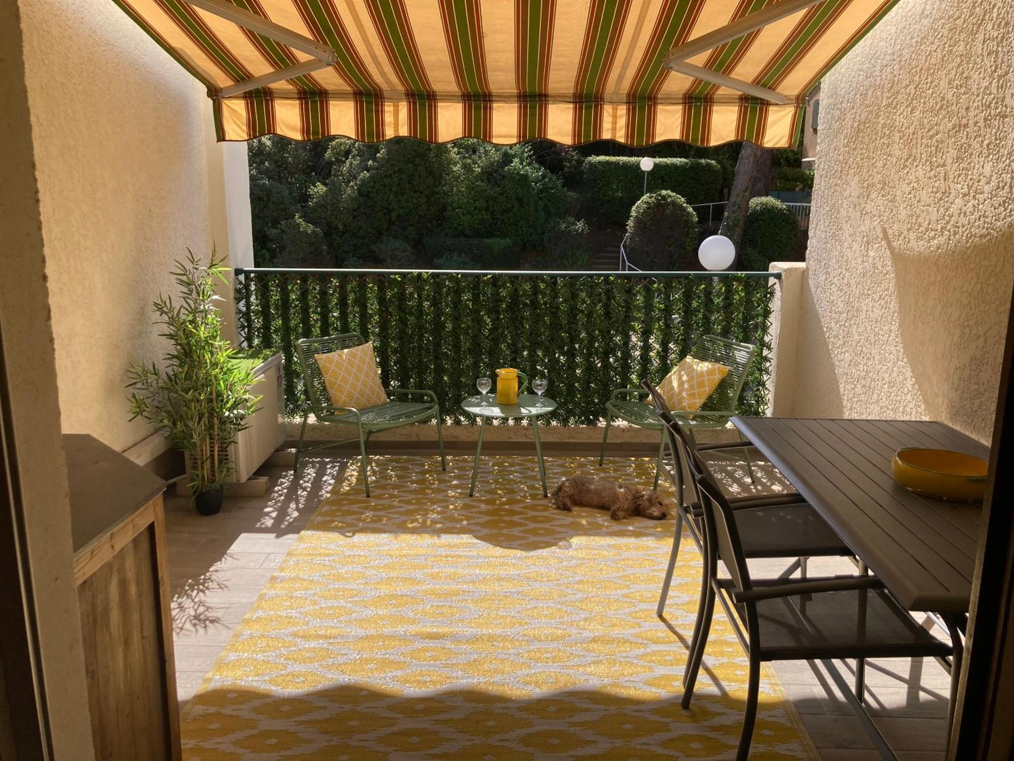 Studio 110 Grande Terrasse Proche Mer Бандол Екстериор снимка