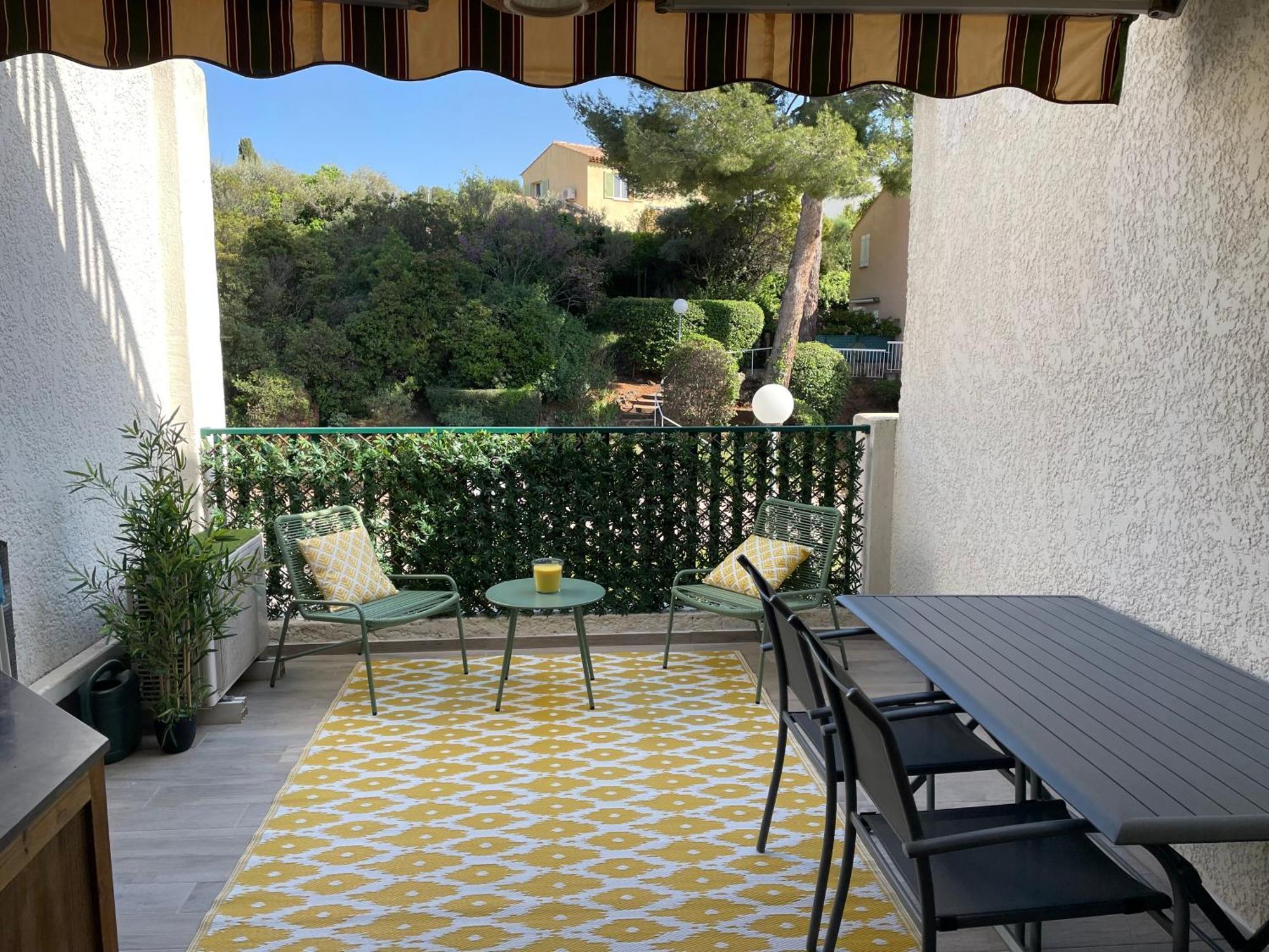 Studio 110 Grande Terrasse Proche Mer Бандол Екстериор снимка
